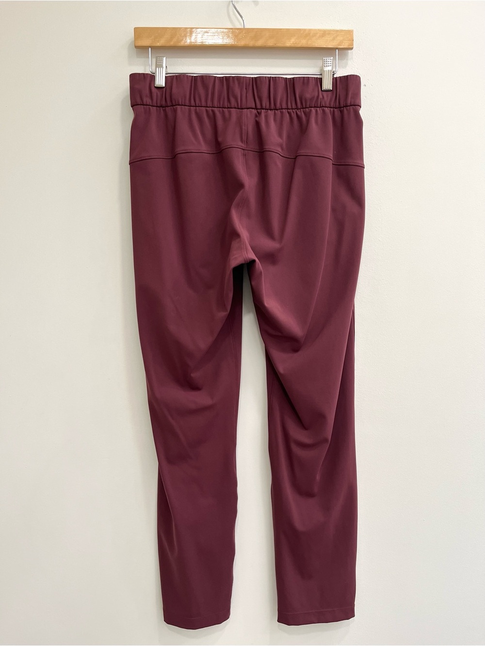 Lululemon On The Fly Pants Maroon Burgundy Size 6 - Picture 6 of 15